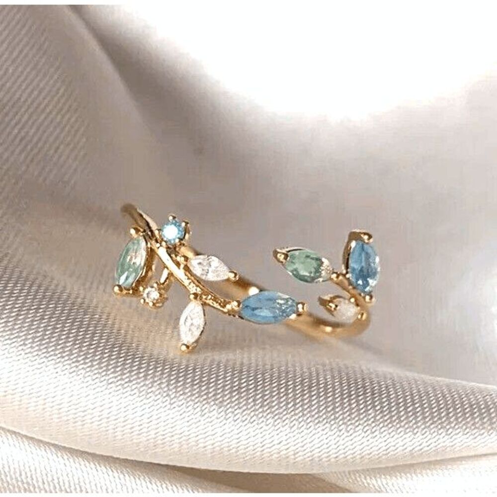 Wicked Silk Adjustable Floral Flower Crystal Rings-Blue & Green Leaves